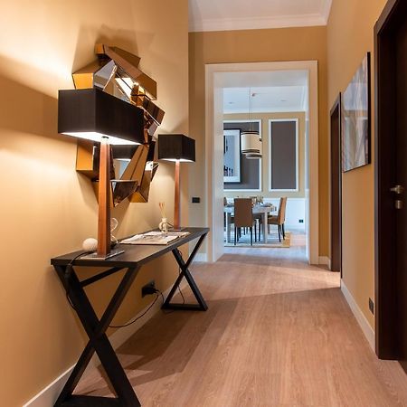 Palazzo Nana Suites & Apartments Наполи Екстериор снимка