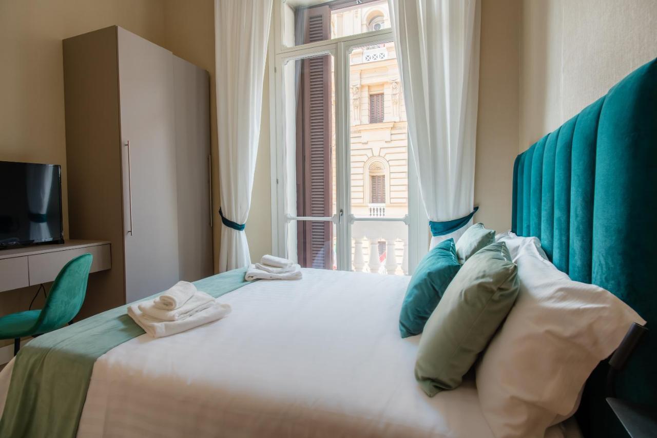 Palazzo Nana Suites & Apartments Наполи Екстериор снимка