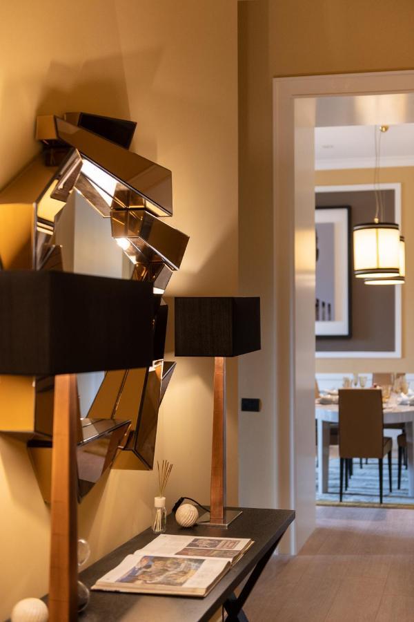 Palazzo Nana Suites & Apartments Наполи Екстериор снимка