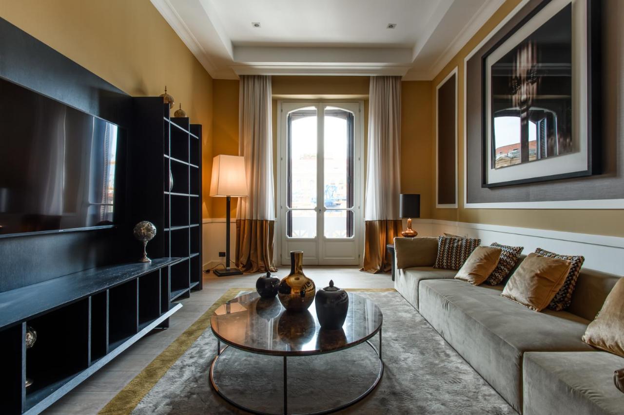 Palazzo Nana Suites & Apartments Наполи Екстериор снимка