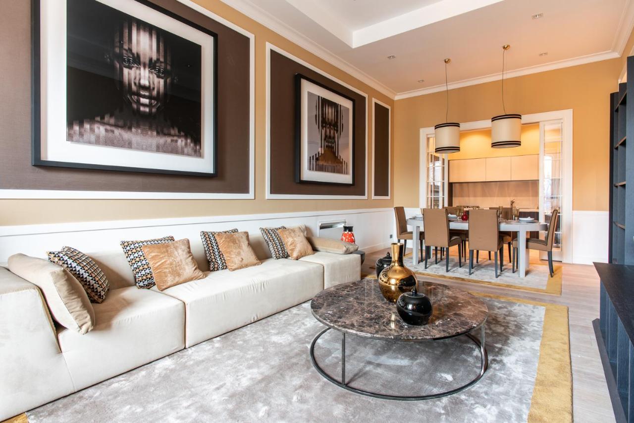 Palazzo Nana Suites & Apartments Наполи Екстериор снимка